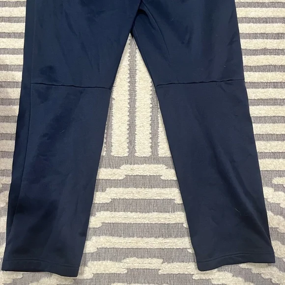 Nike navy blue therma for sweats - Picture 8 of 8